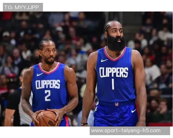 小琼斯与哈登小卡祖巴茨联手展现惊人净效率值得首发机会